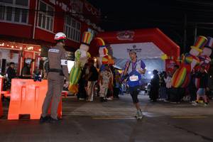 BIB: 5602
                            <button type="button" onclick="openModal(26221386)" class="btn btn-primary btn-sm float-right btn-popup" data-toggle="modal" data-target=".modal-high-quality">
                        <i class="fas fa-shopping-cart"></i> Add to Cart
                    </button>
                                            <button type="button" onclick="isThisMe(26221386, true)" class="btn btn-success btn-sm float-right btn-popup btn-isme hidden" data-toggle="tooltip" data-placement="bottom" title="นี่คือรูปของคุณใช่ไหม คลิกที่นี่เพื่อเอาเข้าอัลบั้ม">
                        <i class="fas fa-plus"></i> Add to album
                    </button>
                    <button type="button" onclick="isThisMe(26221386, false)" class="btn btn-warning btn-sm float-right btn-popup btn-isnotme hidden">
                        <i class="fas fa-ban"></i> Remove from album
                    </button>